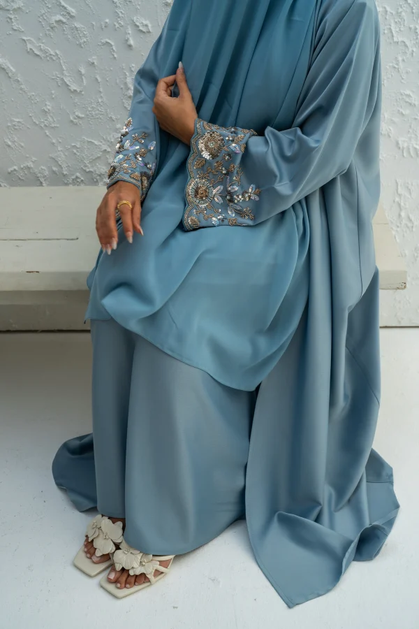 A silk blue abaya
